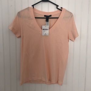 v-neck tee